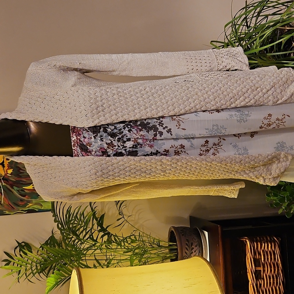 Knitted ivory colour cardigan